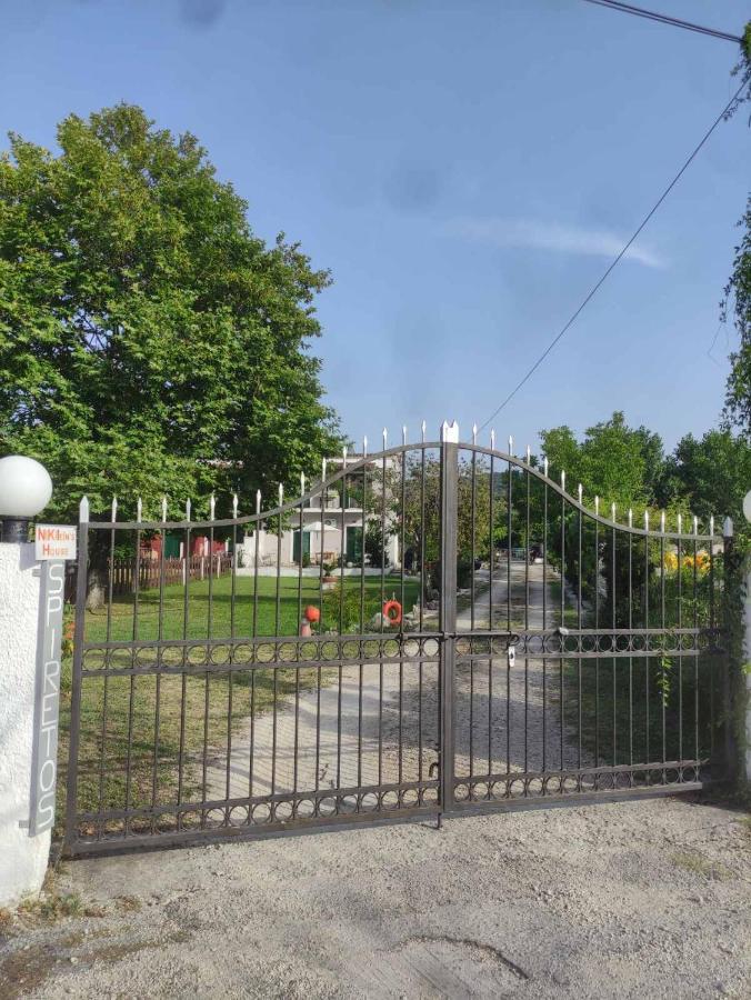 Nikilein'S House, Διαμέρισμα 150Μ Απο Την Παραλία Рода Екстериор снимка